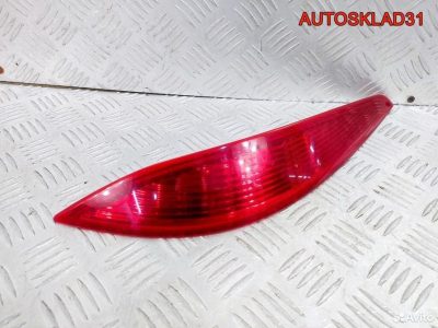 Отражатель задний правый Opel Astra H Cabrio - АвтоСклад31.рф - авторазборка контрактные б/у запчасти в г. Белгород