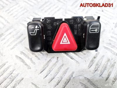 Кнопка аварийной сигнализации Mercedes Benz W210 - АвтоСклад31.рф - авторазборка контрактные б/у запчасти в г. Белгород