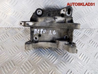 Кронштейн генератора Peugeot 307 9637349380 - АвтоСклад31.рф - авторазборка контрактные б/у запчасти в г. Белгород