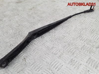 Поводок стеклоочистителя левый Skoda Octavia A5 - АвтоСклад31.рф - авторазборка контрактные б/у запчасти в г. Белгород