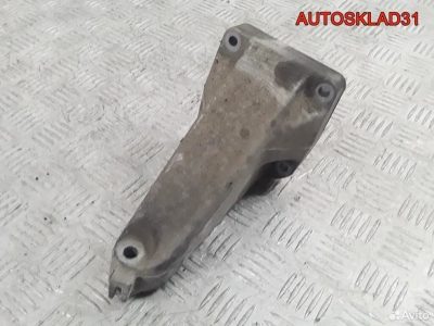 Кронштейн двигателя левый Mercedes W203 М111.955 - АвтоСклад31.рф - авторазборка контрактные б/у запчасти в г. Белгород