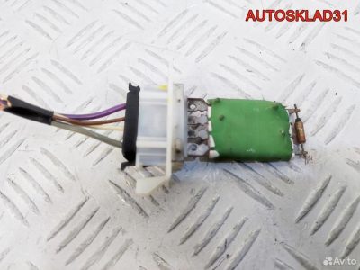 Резистор отопителя Renault Sandero 6001551674 - АвтоСклад31.рф - авторазборка контрактные б/у запчасти в г. Белгород