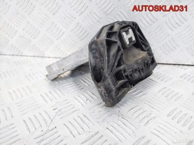 Опора двигателя правая Peugeot 208 9676771080 - АвтоСклад31.рф - авторазборка контрактные б/у запчасти в г. Белгород