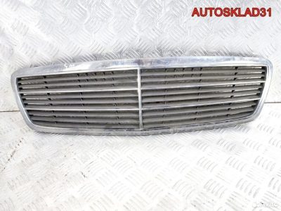 Решетка радиатора Mercedes W203 A2038800483 - АвтоСклад31.рф - авторазборка контрактные б/у запчасти в г. Белгород