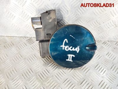 Лючок бензобака в сборе Ford Focus 2 4M51A405A02AB - АвтоСклад31.рф - авторазборка контрактные б/у запчасти в г. Белгород