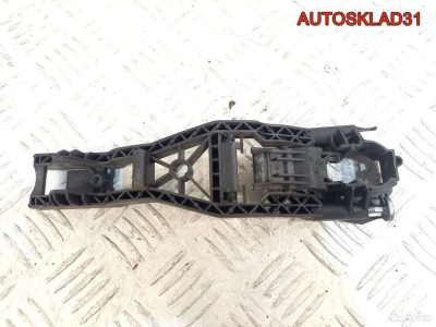 Кронштейн ручки VW Polo 9N 6Q4839885A - АвтоСклад31.рф - авторазборка контрактные б/у запчасти в г. Белгород