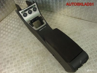 Подлокотник Volkswagen Passat B6 3c0864207tsq - АвтоСклад31.рф - авторазборка контрактные б/у запчасти в г. Белгород