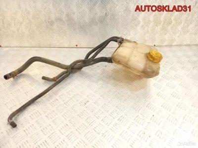Бачок расширительный Ford Focus 1 98AB8K218AK - АвтоСклад31.рф - авторазборка контрактные б/у запчасти в г. Белгород