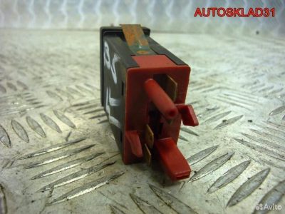 Кнопка антипробуксовочной системы ASR VW Passat B5 - АвтоСклад31.рф - авторазборка контрактные б/у запчасти в г. Белгород