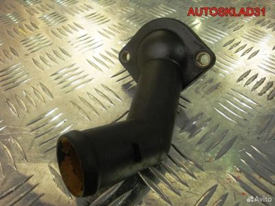 Крышка термостата Volkswagen Passat B6 06A121121C - АвтоСклад31.рф - авторазборка контрактные б/у запчасти в г. Белгород