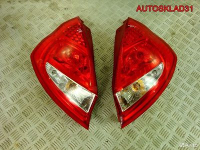 Фонарь задний Ford Fiesta 8A6113404A Хетчбэк - АвтоСклад31.рф - авторазборка контрактные б/у запчасти в г. Белгород