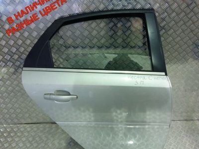 Дверь задняя правая голая Opel Vectra C Хетчбэк - АвтоСклад31.рф - авторазборка контрактные б/у запчасти в г. Белгород