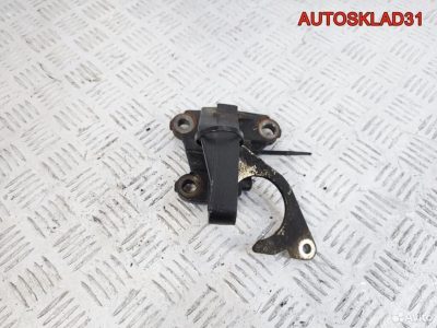 Кронштейн промвала Renault Megane 2 1.9 DCI 186845 - АвтоСклад31.рф - авторазборка контрактные б/у запчасти в г. Белгород