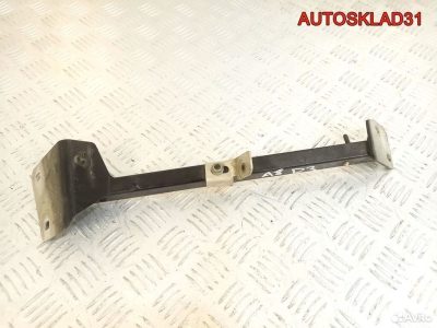 Усилитель передней панели правый Audi A8 D3 - АвтоСклад31.рф - авторазборка контрактные б/у запчасти в г. Белгород