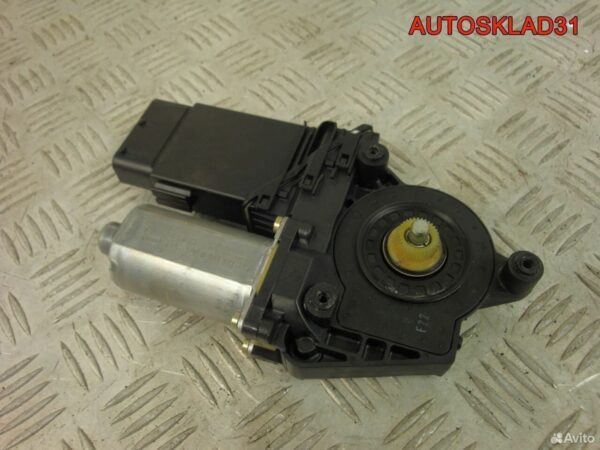 Решетка радиатора Ford C-MAX 7M51R8138AE Рест - АвтоСклад31.рф - авторазборка контрактные б/у запчасти в г. Белгород