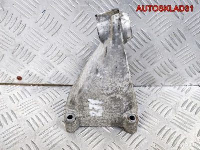 Кронштейн двигателя R Mercedes W203 A2712230804 - АвтоСклад31.рф - авторазборка контрактные б/у запчасти в г. Белгород