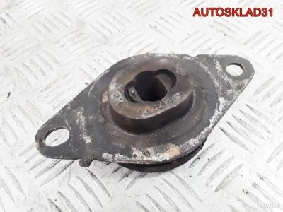 Опора двигателя левая Renault Laguna 2 8200000016 - АвтоСклад31.рф - авторазборка контрактные б/у запчасти в г. Белгород