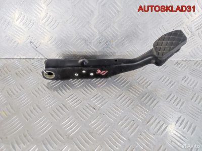 Педаль тормоза МКПП VW Passat B6 1K1721150J - АвтоСклад31.рф - авторазборка контрактные б/у запчасти в г. Белгород