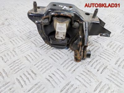 Опора кпп левая Volkswagen Polo 6Q0199555AD - АвтоСклад31.рф - авторазборка контрактные б/у запчасти в г. Белгород