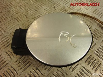 Лючок бензобака VW Passat B6 универсал 3C9809857A - АвтоСклад31.рф - авторазборка контрактные б/у запчасти в г. Белгород