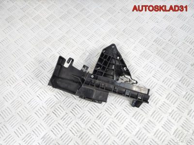 Кронштейн замка двери Ford Focus 2 4M51A21978AC - АвтоСклад31.рф - авторазборка контрактные б/у запчасти в г. Белгород