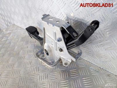 Педаль тормоза МКПП VW Passat B6 1K1721057AD - АвтоСклад31.рф - авторазборка контрактные б/у запчасти в г. Белгород
