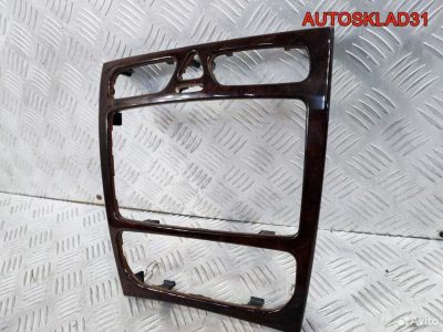 Накладка декоративная Mercedes W203 A2036804639 - АвтоСклад31.рф - авторазборка контрактные б/у запчасти в г. Белгород