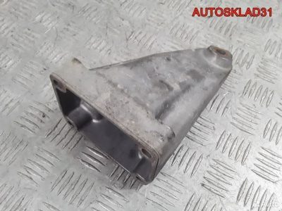 Кронштейн двигателя правый Mercedes W211 2.2 646 - АвтоСклад31.рф - авторазборка контрактные б/у запчасти в г. Белгород