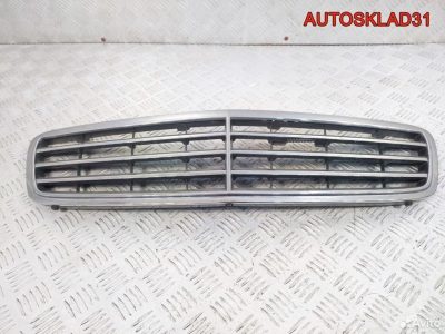 Решетка радиатора Mercedes Benz W203 A2038800123 - АвтоСклад31.рф - авторазборка контрактные б/у запчасти в г. Белгород