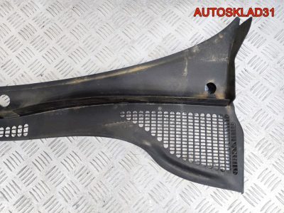 Решетка стеклоочистителя Skoda Rapid 5JB819415 - АвтоСклад31.рф - авторазборка контрактные б/у запчасти в г. Белгород