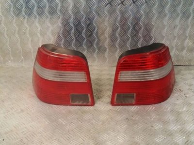 Фонари задние Volkswagen Golf 4 1J6945095B - АвтоСклад31.рф - авторазборка контрактные б/у запчасти в г. Белгород