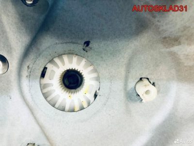 Стеклоподъемник передний левый VW Caddy 1T0837755L - АвтоСклад31.рф - авторазборка контрактные б/у запчасти в г. Белгород