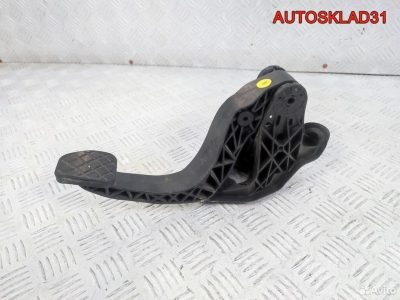 Педаль сцепления Skoda Fabia 6C1721059M - АвтоСклад31.рф - авторазборка контрактные б/у запчасти в г. Белгород