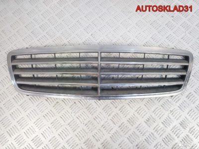 Решетка радиатора Mercedes Benz W203 A2038800123 - АвтоСклад31.рф - авторазборка контрактные б/у запчасти в г. Белгород