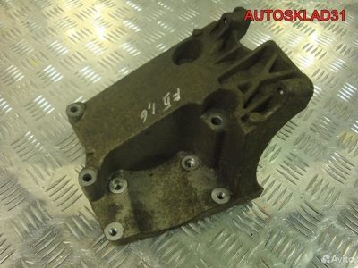 Кронштейн кондиционера Ford Focus 2 4M5Q19D624CC - АвтоСклад31.рф - авторазборка контрактные б/у запчасти в г. Белгород