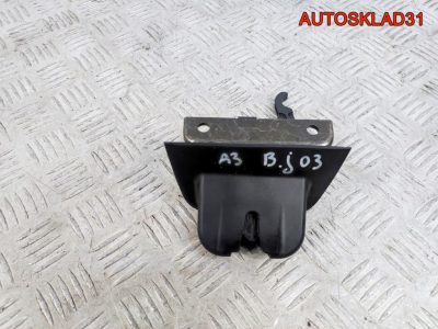 Замок крышки багажника Audi A3 8P 8P3827505 - АвтоСклад31.рф - авторазборка контрактные б/у запчасти в г. Белгород