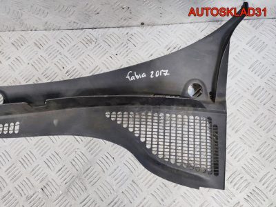 Решетка стеклоочистителя Skoda Fabia 3 6V1819416 - АвтоСклад31.рф - авторазборка контрактные б/у запчасти в г. Белгород