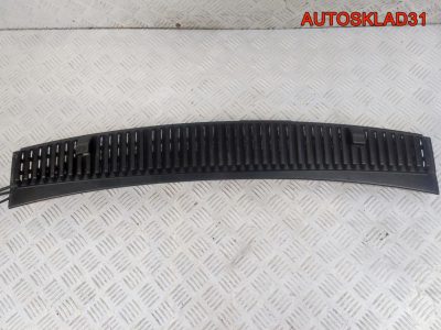 Решетка стеклоочистителя VW Sharan 7M3853185B - АвтоСклад31.рф - авторазборка контрактные б/у запчасти в г. Белгород