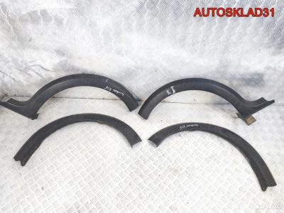 Накладка крыла комплект Renault Sandero 8200526643 - АвтоСклад31.рф - авторазборка контрактные б/у запчасти в г. Белгород