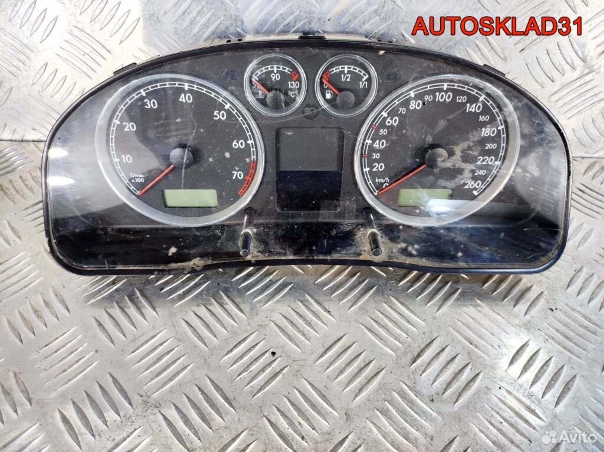 Панель приборов VW Passat B5+ 3B0920827 Бензин - АвтоСклад31.рф - авторазборка контрактные б/у запчасти в г. Белгород Панель приборов VW Passat B5+ 3B0920827 Бензин - АвтоСклад31.рф - авторазборка контрактные б/у запчасти в г. Белгород