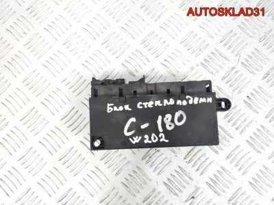 Блок управления стеклоподъемниками Mercedes W202 - АвтоСклад31.рф - авторазборка контрактные б/у запчасти в г. Белгород