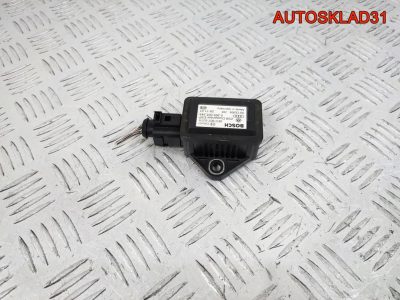 Датчик ускорения Audi A8 D3 8E0907637A - АвтоСклад31.рф - авторазборка контрактные б/у запчасти в г. Белгород