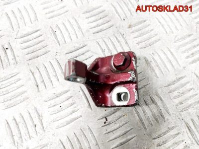 Петля двери задней левой верхняя Mercedes W203 - АвтоСклад31.рф - авторазборка контрактные б/у запчасти в г. Белгород