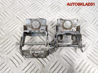 Петля двери багажника комплект Ford Fusion 1527348 - АвтоСклад31.рф - авторазборка контрактные б/у запчасти в г. Белгород