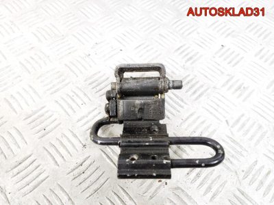 Петля двери задней правой нижняя Audi A4 B6 - АвтоСклад31.рф - авторазборка контрактные б/у запчасти в г. Белгород