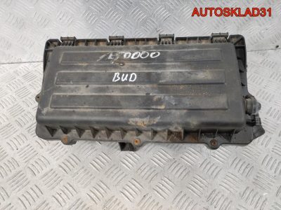 Корпус воздушного фильтра VW Polo BUD 036129611CD - АвтоСклад31.рф - авторазборка контрактные б/у запчасти в г. Белгород