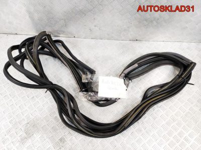 Уплотнитель двери Комплект Audi A6 C4 Универсал - АвтоСклад31.рф - авторазборка контрактные б/у запчасти в г. Белгород