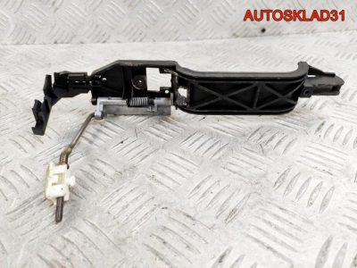 Кронштейн ручки задней правой Ford Focus 1 - АвтоСклад31.рф - авторазборка контрактные б/у запчасти в г. Белгород