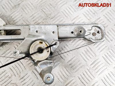Стеклоподъемник задней правой двери Ford Focus 1 - АвтоСклад31.рф - авторазборка контрактные б/у запчасти в г. Белгород