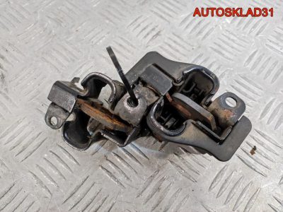 Замок капота Mercedes-Benz W203 A2038800060 - АвтоСклад31.рф - авторазборка контрактные б/у запчасти в г. Белгород